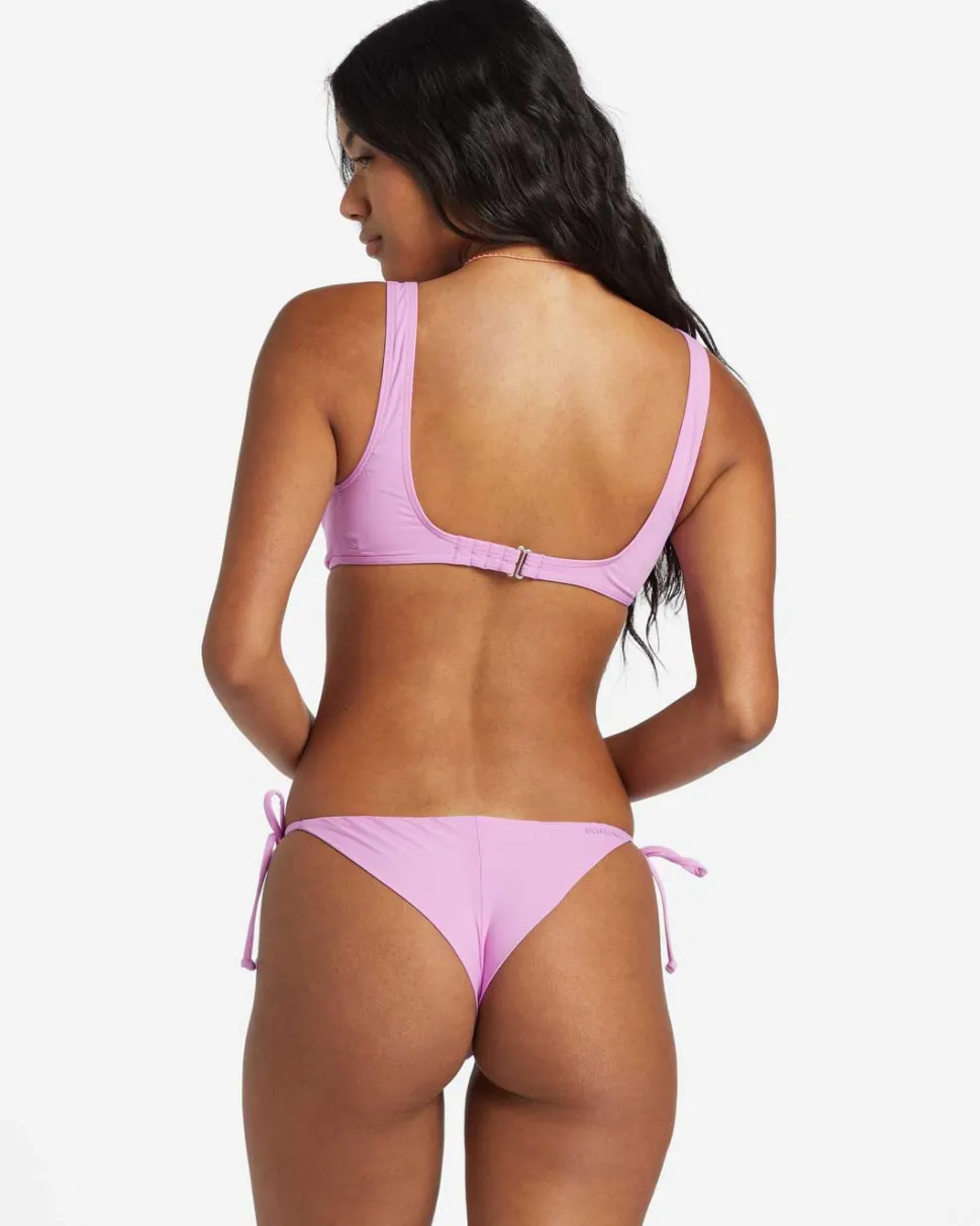billabong_sol_searcher_av_1.webp Billabong: Sol Searcher Ava Tank Bikini Top