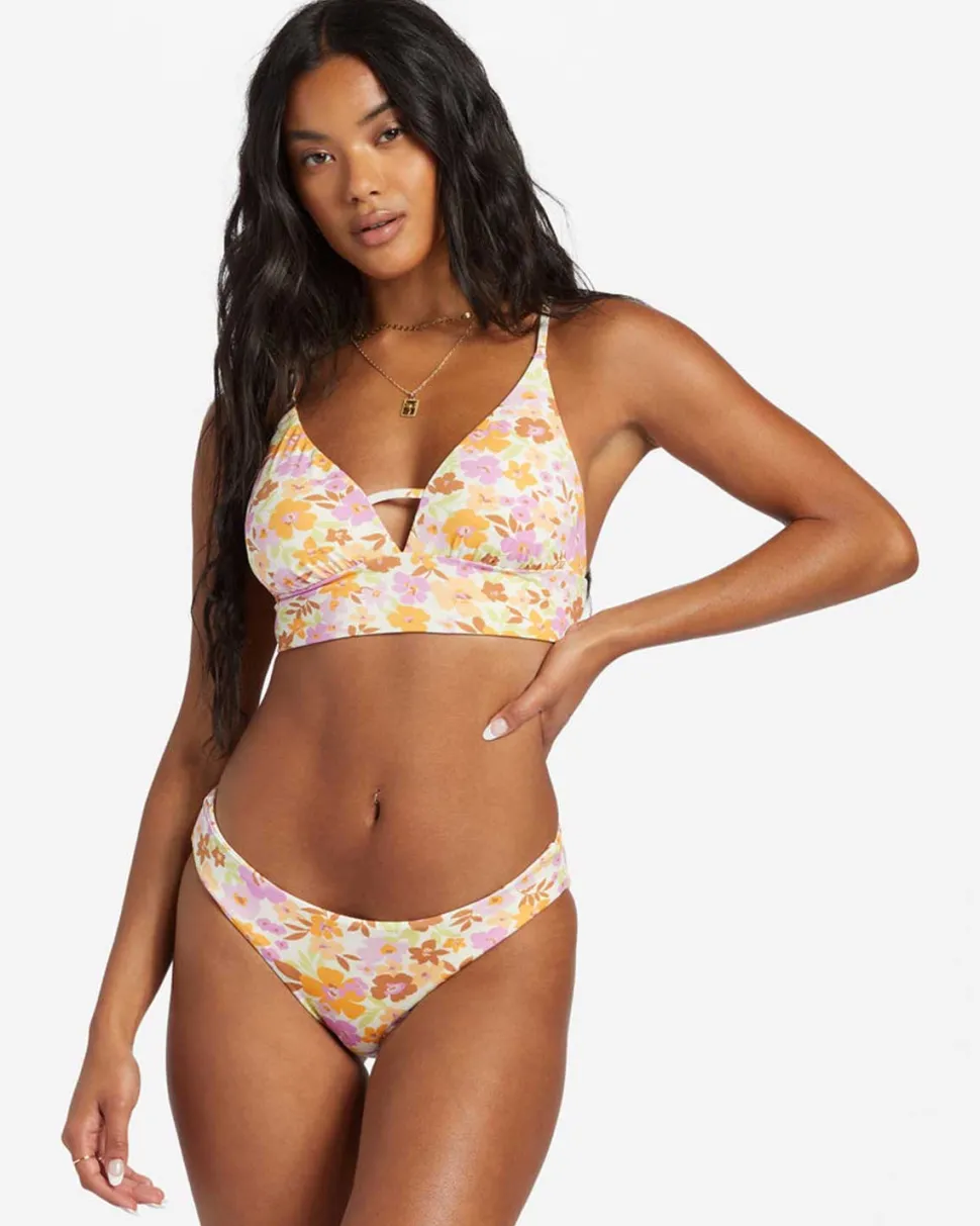 billabong_sungazers_rev_v_0.webp Billabong: Sungazers Rev V-Neck Cami Bikini Top