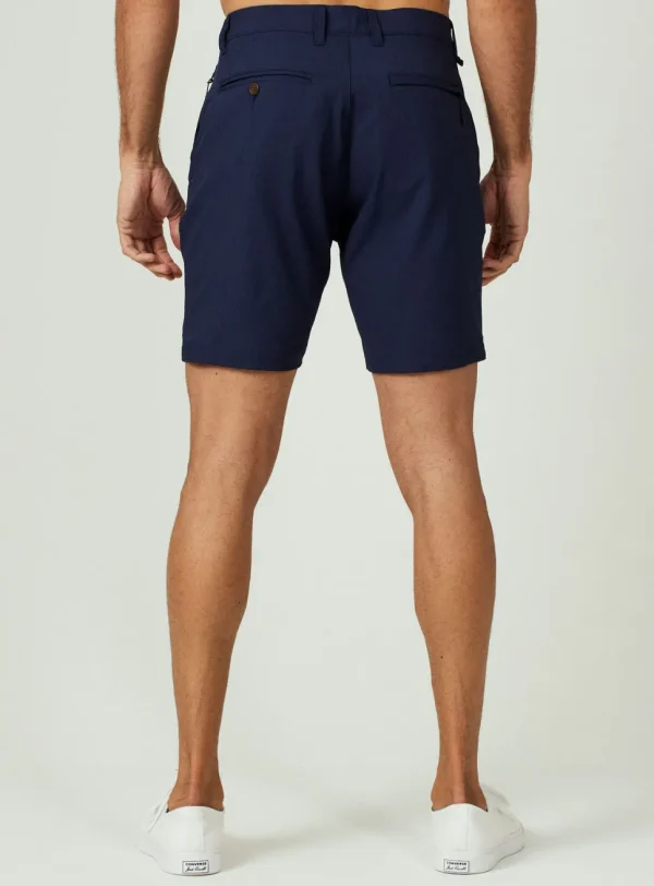 7 Diamonds: Everest 8" Short
