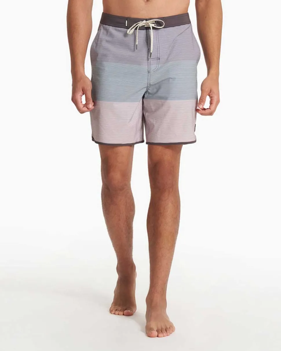 vuori_mens_cruise_boardsh_0.webp Vuori: Men's Cruise Boardshort