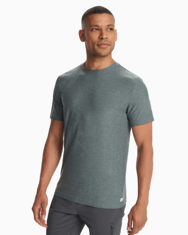 Vuori: Strato Tech Tee