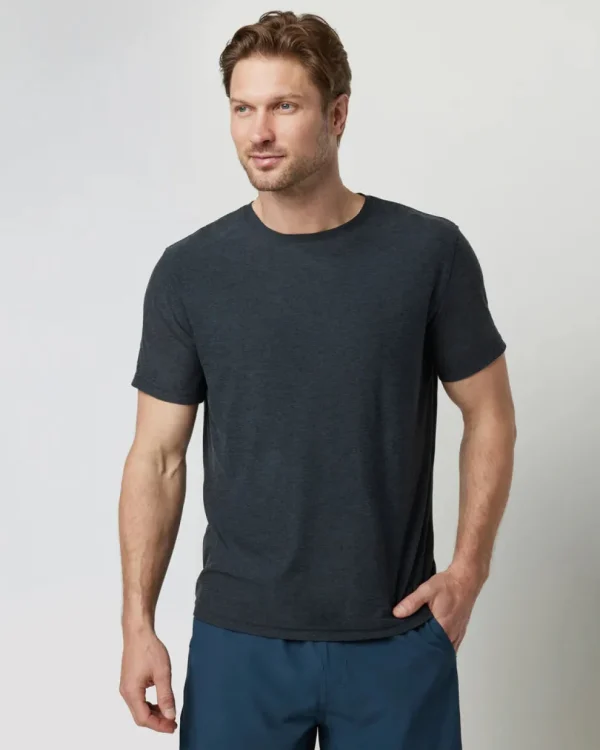 Vuori: Strato Tech Tee