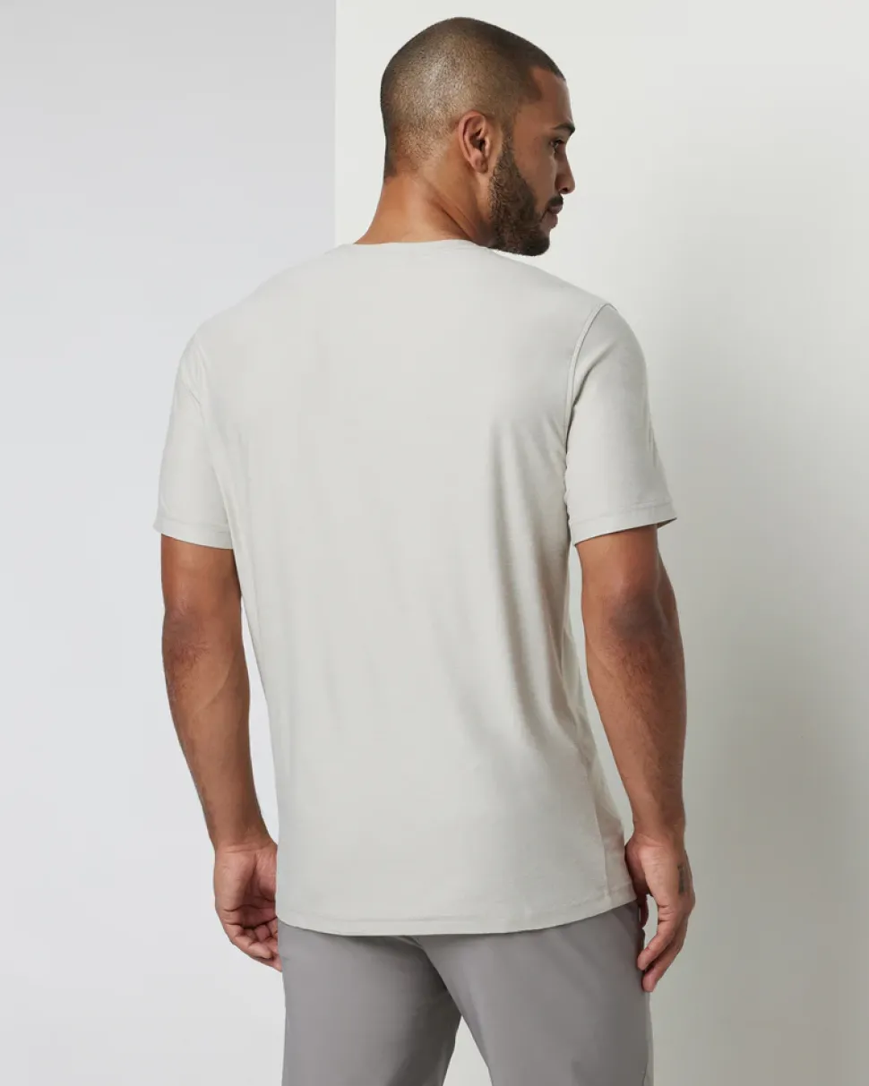 vuori_strato_tech_tee_1.webp Vuori: Strato Tech Tee
