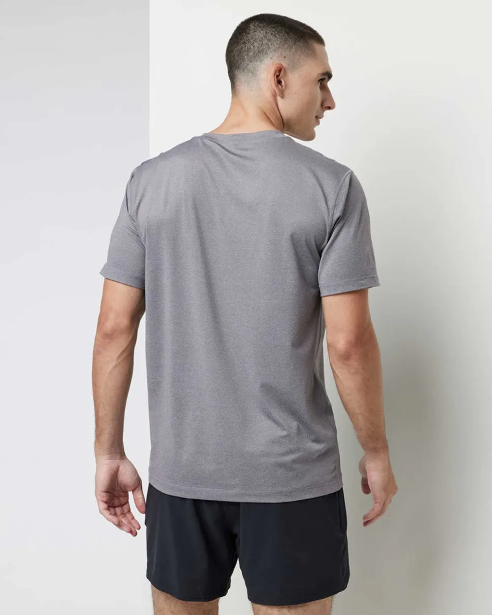 vuori_tradewind_performan_1-1.webp Vuori: Tradewind Performance Tee 2.0