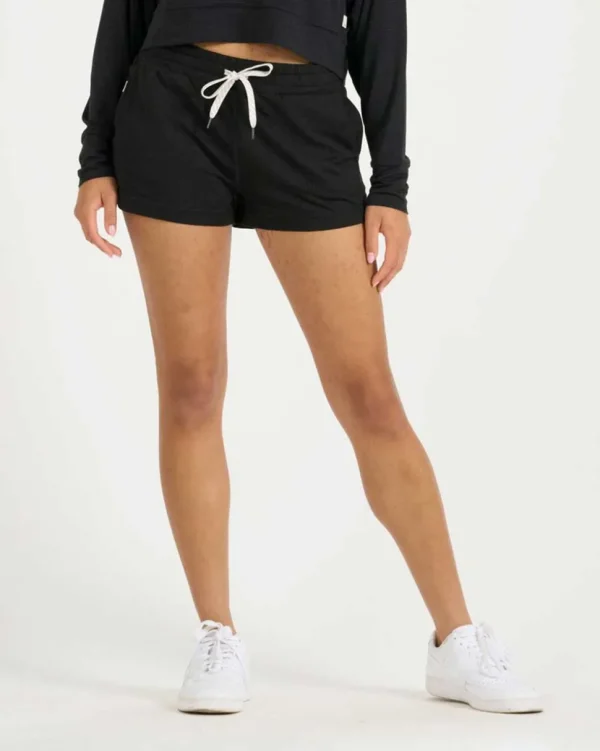 Vuori: Women's Halo Performance Short