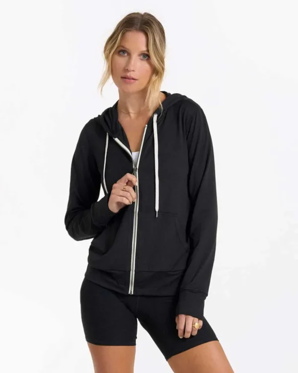 Vuori: Women's Halo Performance Hoodie 2.0