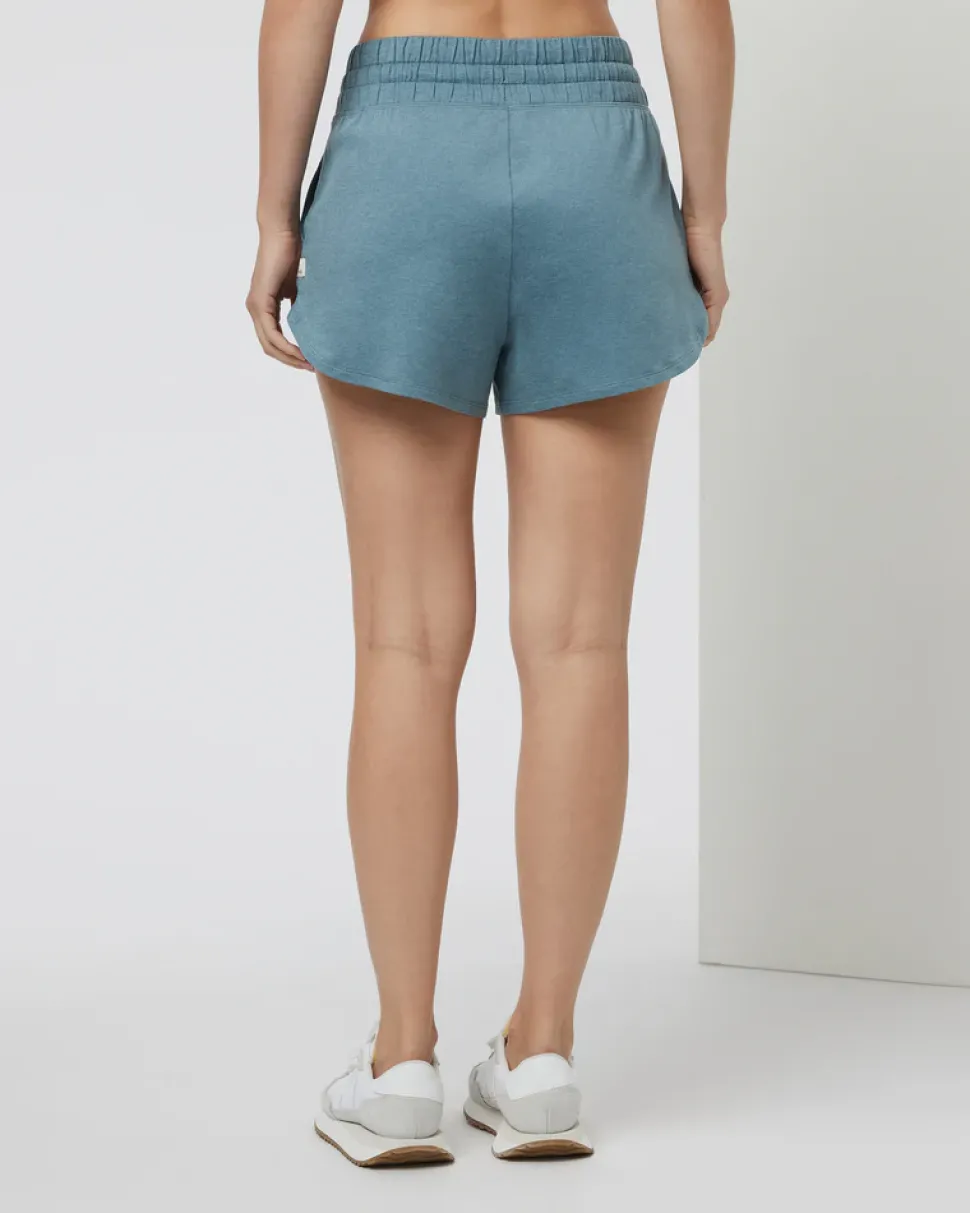 vuori_womens_halo_perform_1-1.webp Vuori: Women's Halo Performance Short 2.0