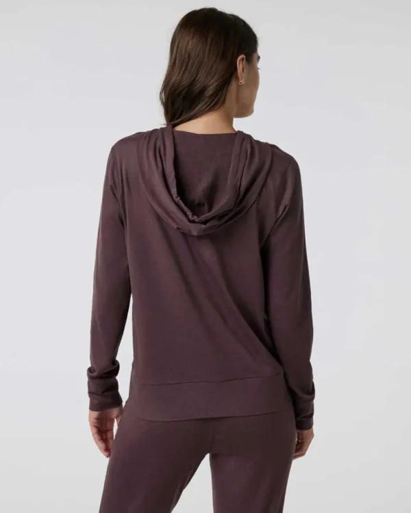 Vuori: Women's Halo Performance Hoodie 2.0