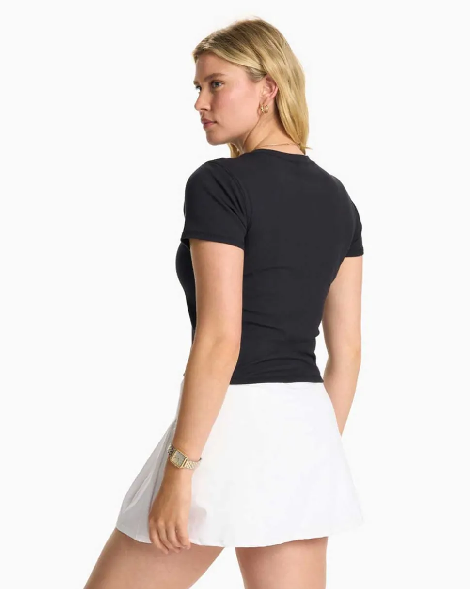 vuori_womens_pose_fitted__1.webp Vuori: Women's Pose Fitted Tee