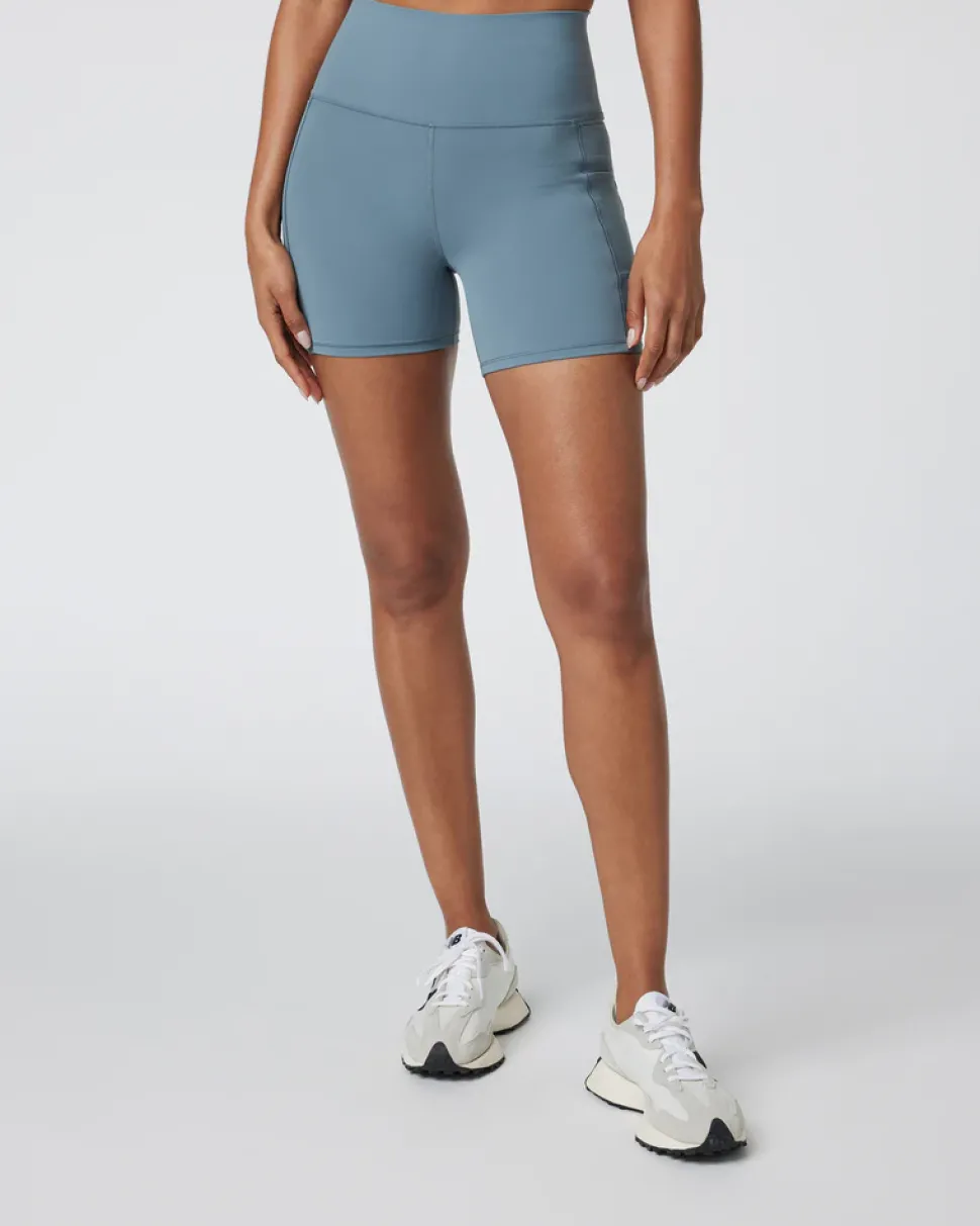 vuori_womens_studio_pocke_0.webp Vuori: Women's Studio Pocket Short