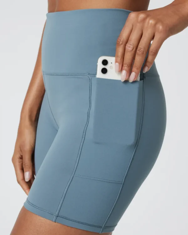 Vuori: Women's Studio Pocket Short