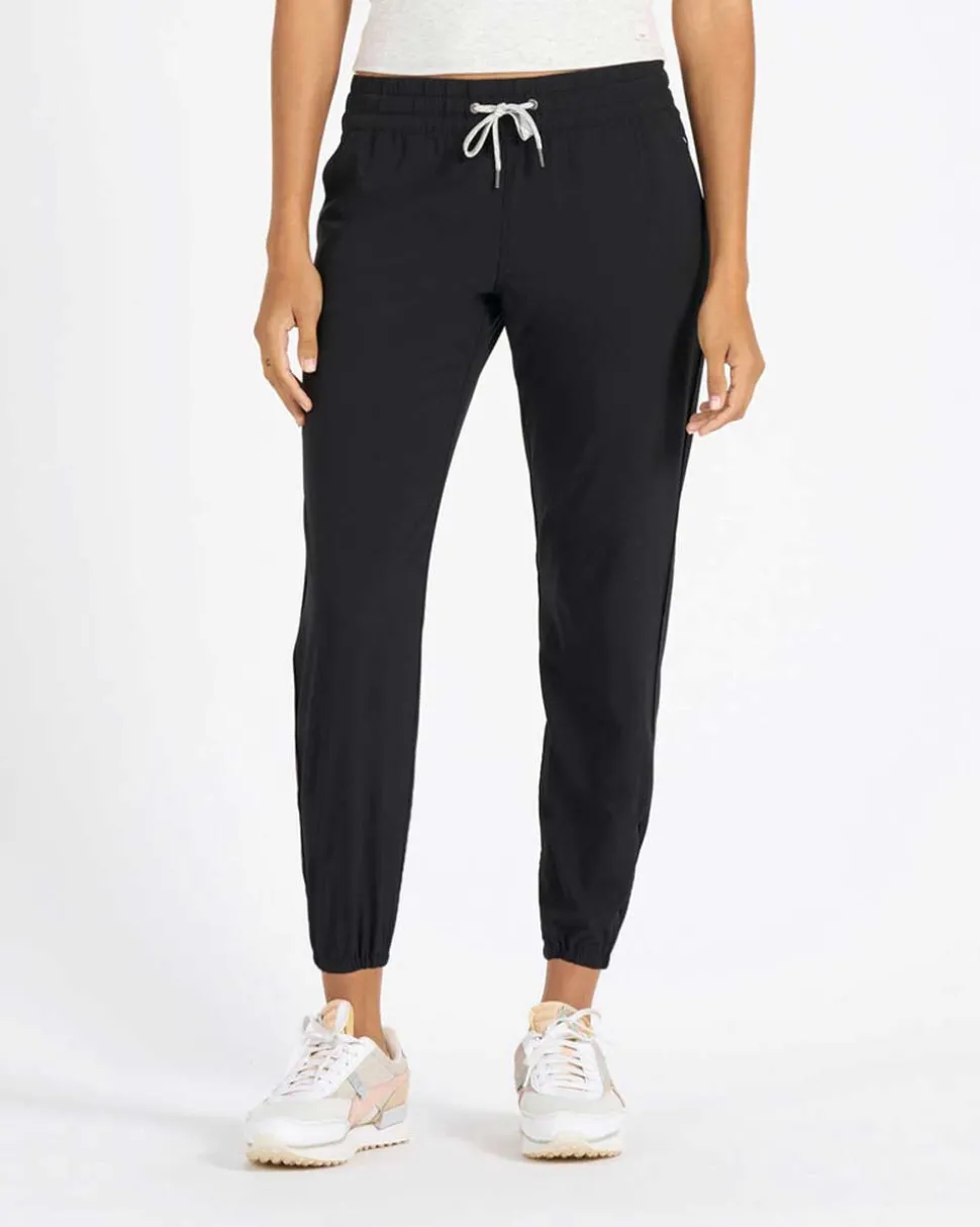 vuori_womens_weekend_jogg_0.webp Vuori: Women's Weekend Jogger